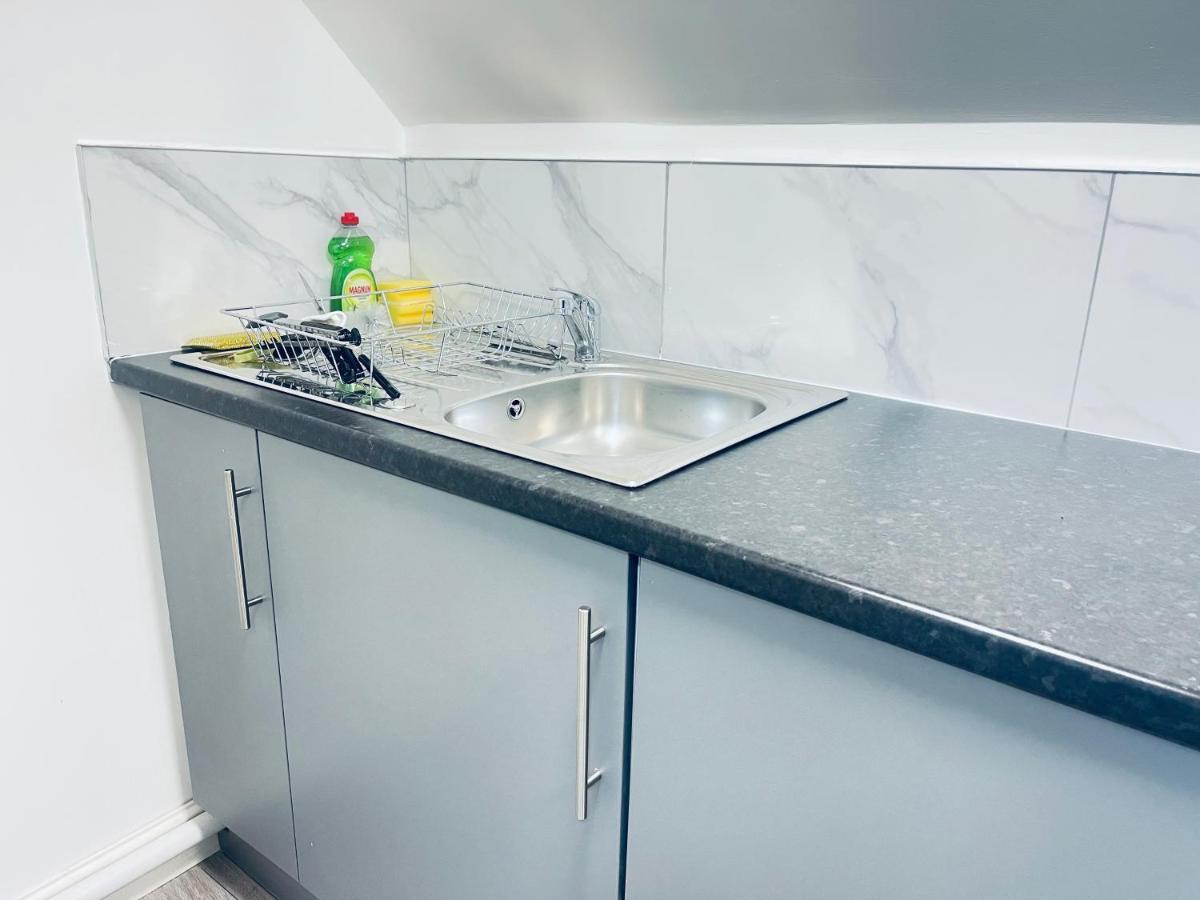 1 Bed Apartment With 2 Beds 1 Double Plus 1 Single برمنغهام المظهر الخارجي الصورة
